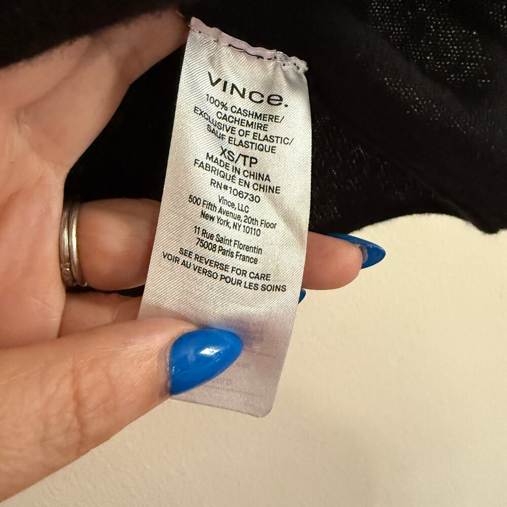 Vince | Black Cashmere Lightweight Scoop Neck Tank Top Sweater | XS - Picture 4 of 4